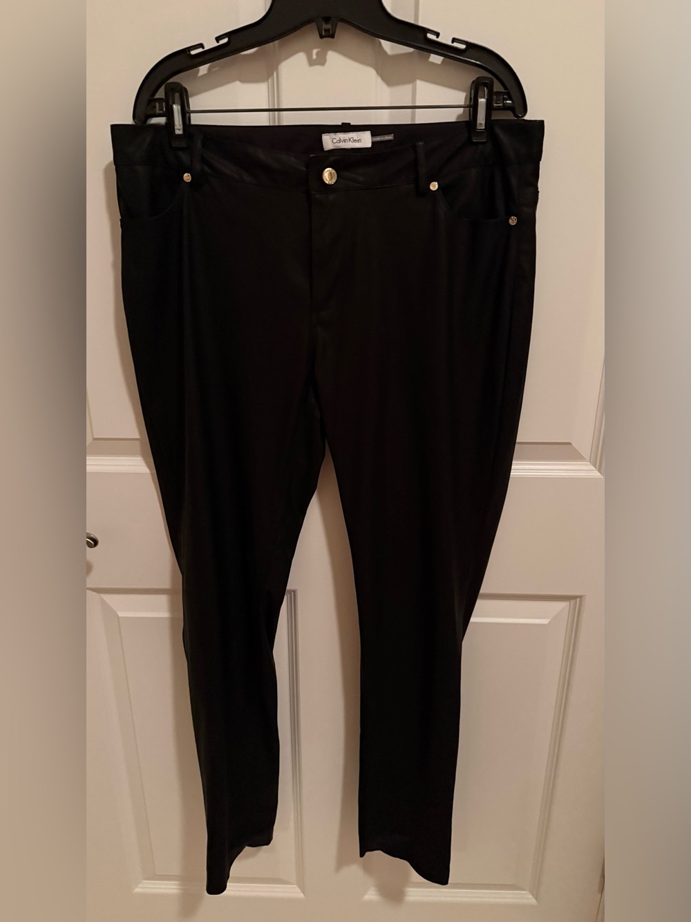 Calvin Klein Women's Pleather Pants 18”x39” gold accents excellent condition
